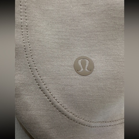 Lululemon Softstreme Belted Wrap in Trench - Missing Belt - Picture 15 of 16